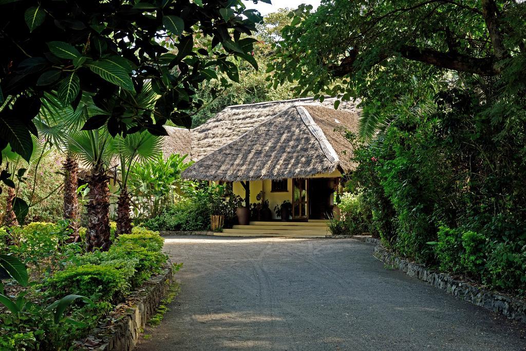 Moivaro Coffee Lodge อารูชา ภายนอก รูปภาพ